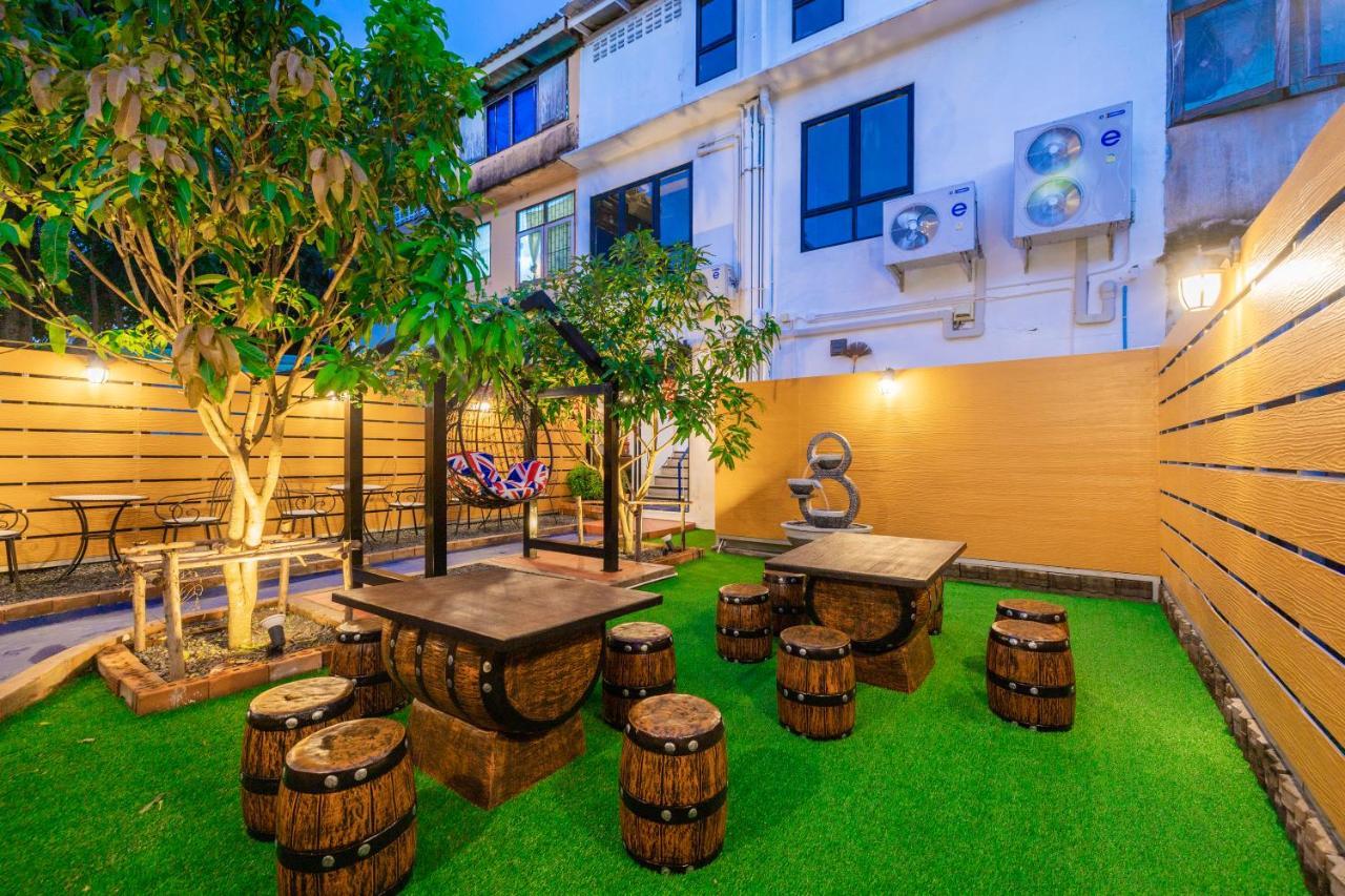 Хостел Marco Polo Phuket Poshtel & Bistro Экстерьер фото